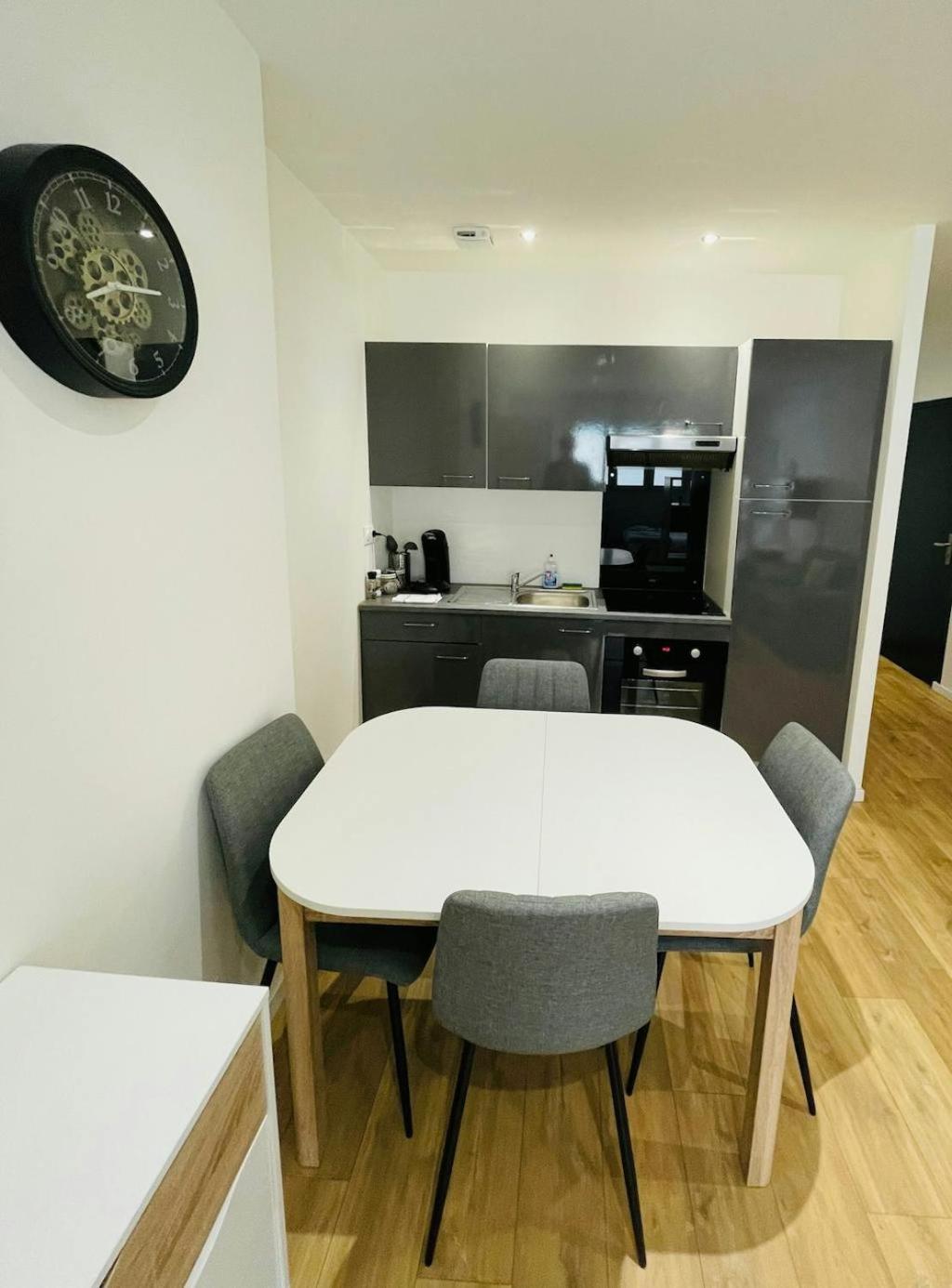 Le Chaleureux Marie Apartment